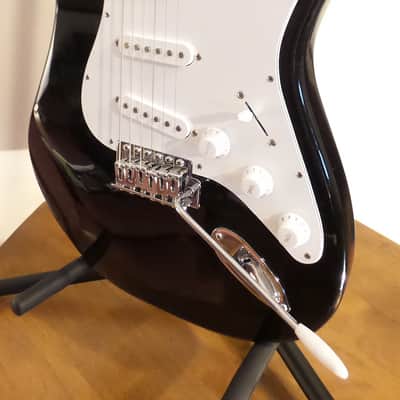 Silvertone SS-11 Strat Style Electric Guitar image 4