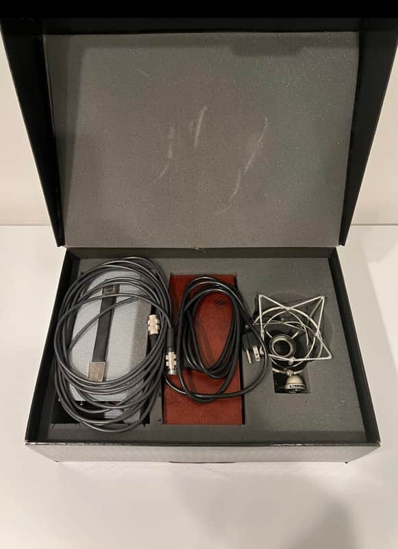 Neumann M 149 w/ Vintage PSU & Original Box image 1