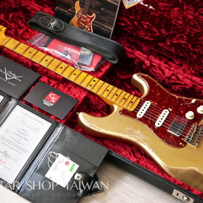 2021 Fender Custom Shop 1969 Stratocaster Heavy Relic HSS-Aztec Gold. image 1