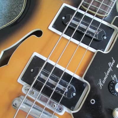 Burns TR2 bass 1963/4 sunburst image 3