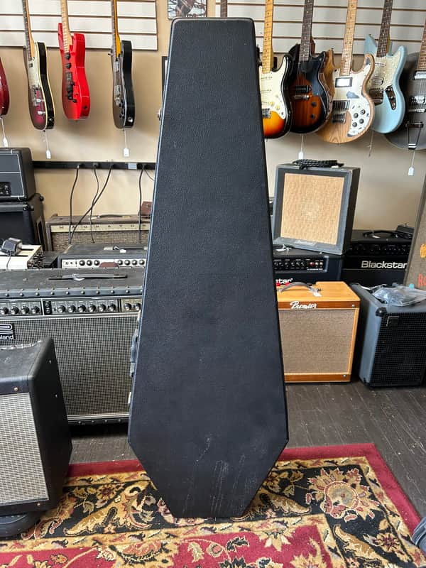 Coffin Case CF-195R Bass BC Rich Guitar Case image 1