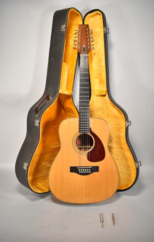 YAMAHAアコースティックギター1972年12弦ＦＧ-550 Yamaha Fg550 1972 12 String Acoustic - Natural - 12