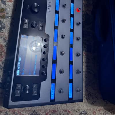 Line 6 Helix FX Pedalboard - Limited Edition 2024 - Space Gray with backpack image 3