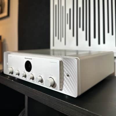 Marantz Model 30 60-Watt Stereo Solid-State Integrated Amplifier 1976 - 1978 - Silver image 3