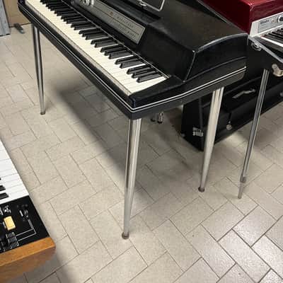 Wurlitzer 200 64-Key Electric Piano 1968 - 1974 - Black image 3