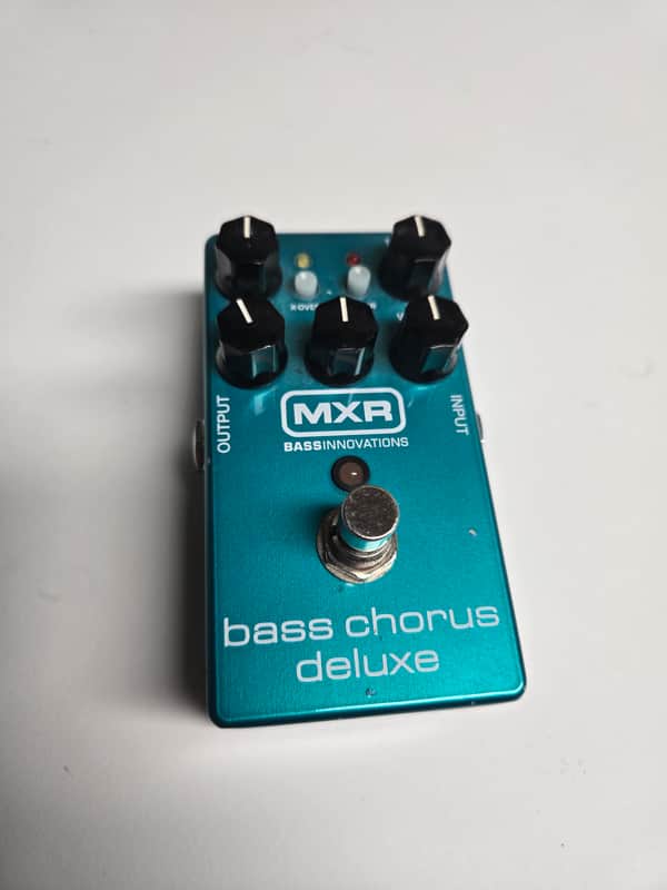 MXR M83 Bass Chorus Deluxe