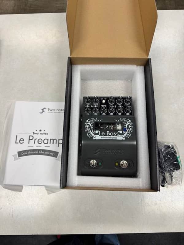 Two Notes Le Bass 2-Channel Tube Bass Preamp | Reverb