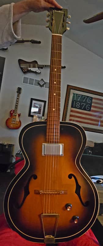 Airline possibly produced for Montgomery Ward by Harmony Guitar Chicago Acoustic Late 50s thought early 60s - Plain image 1