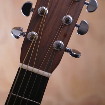 Martin D-28 Acoustic Guitar in Natural, 2013 Model, Hard Case included image 5