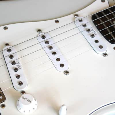 ESP Vintage Plus/R Distressed White image 7