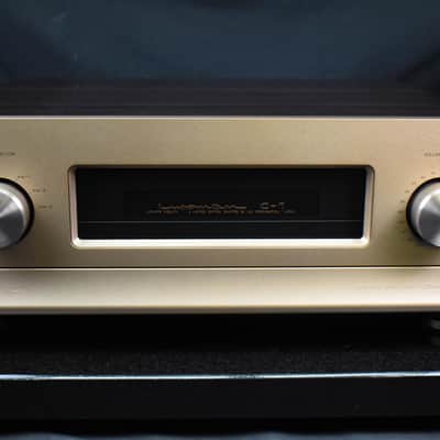 Luxman C-7 Limited Edition Stereo Control Amplifier in Excellent Condition image 2