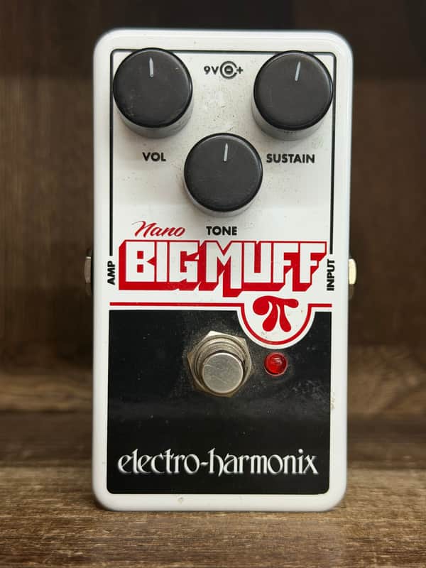 Electro-Harmonix Nano Big Muff Pi Distortion / Sustainer 2013 - Present - White / Black / Red image 1