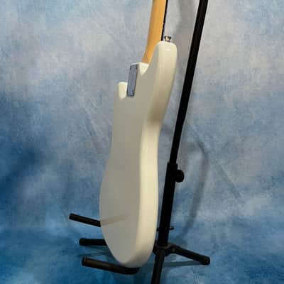 *NEW IN BOX* 2025 Fender MIJ Traditional II 60s Mustang Olympic White image 8