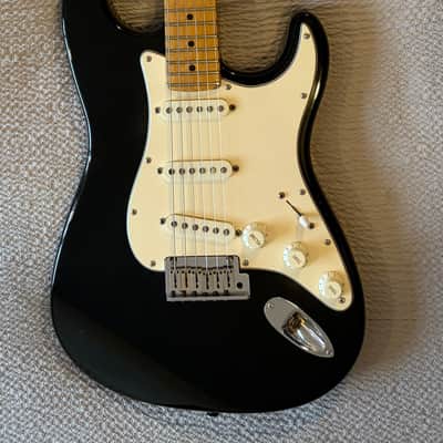 Fender Stratocaster, American Standard 1992, with case image 10