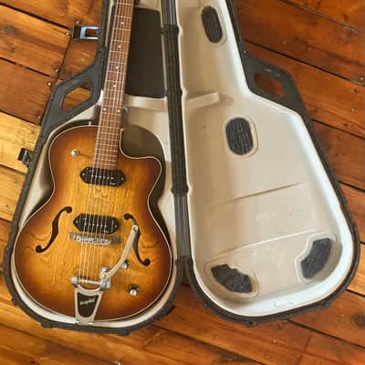 Godin 5th Avenue CW Kingpin II Rare Bigsby Tremelo Hollowbody Guitar image 10