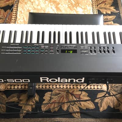 Roland RD-500 88-Key Digital Piano with weighted hammer-action keys, Black - includes Roland PB-450 bench image 2