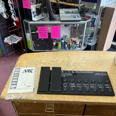 Used ART X-15 Ultrafoot MIDI Foot Controller Pedal in original box with manual image 1