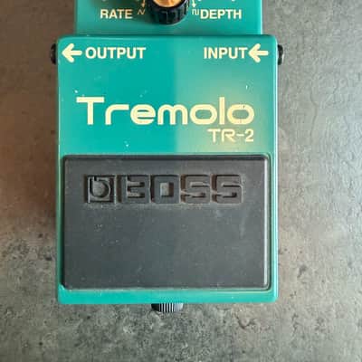 Boss TR-2 Tremolo (Silver Label) 1997 - Present - Green image 1