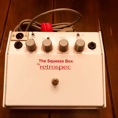 Retrospec The Squeeze Box | Original | Box & Manual image 2