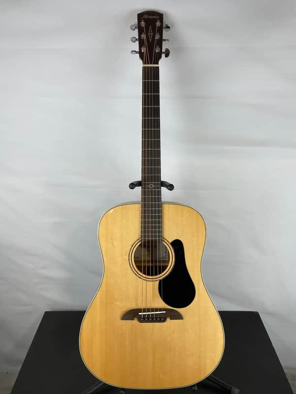 Alvarez AD60