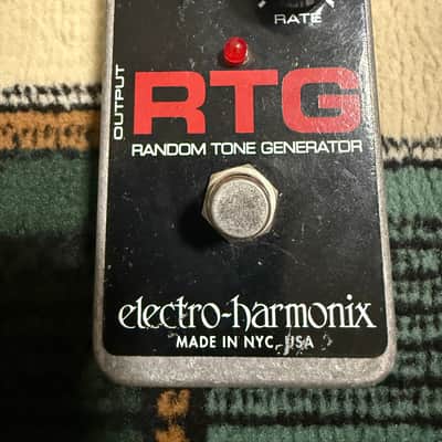 Electro-Harmonix RTG Random Tone Generator | Reverb