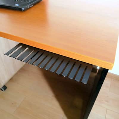 Konstant Lab - Shelf / Desk Patch Cable Holder Bild 8