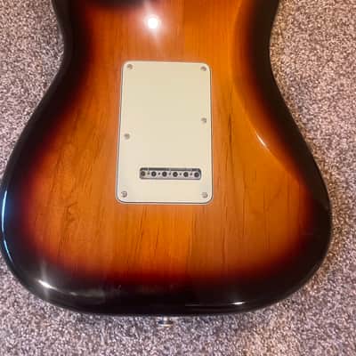 Fender Player Plus Stratocaster HSS with Maple Fretboard 2021 - Present 3-Color Sunburst image 5