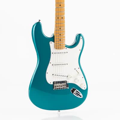 USED 1995 Fender American Standard Limited Edition Stratocaster Electric Guitar - Ocean Turquoise with Matching Headstock image 2