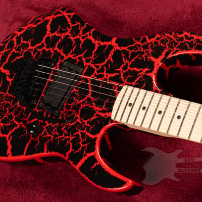 B.C. Rich Gunslinger Retro II with Floyd Rose - Red Crackle image 7