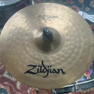 Zildjian 14” ZBT Plus Medium Hi-Hat Bottom image 2