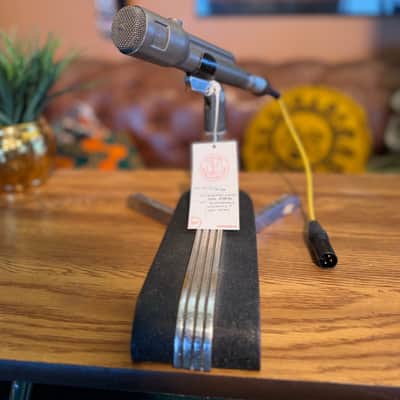 Vintage Electro-Voice 666 Supercardioid Dynamic Microphone- *Plug & Play* Complete Bild 7