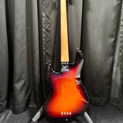 Fender American Professional Jazz Bass with Rosewood Fretboard 2017 - 2019 - 3-Color Sunburst image 10