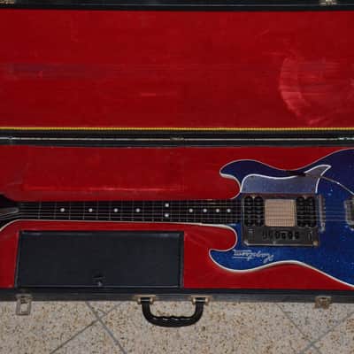 Hagstrom Hagström De Luxe Batman=real vintage1960=seen in J.Jarmusch's film 'Only Lovers Left Alive' image 6