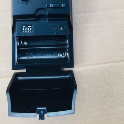 Nady MGT-16A Système sans fils UHF Guitare avec émetteur angle à 45° image 6