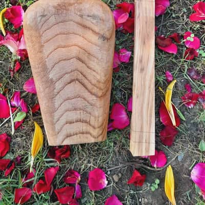 Georgian folk music instrument Panduri | String instrument Panduri | ფანდური | Fanduri image 14