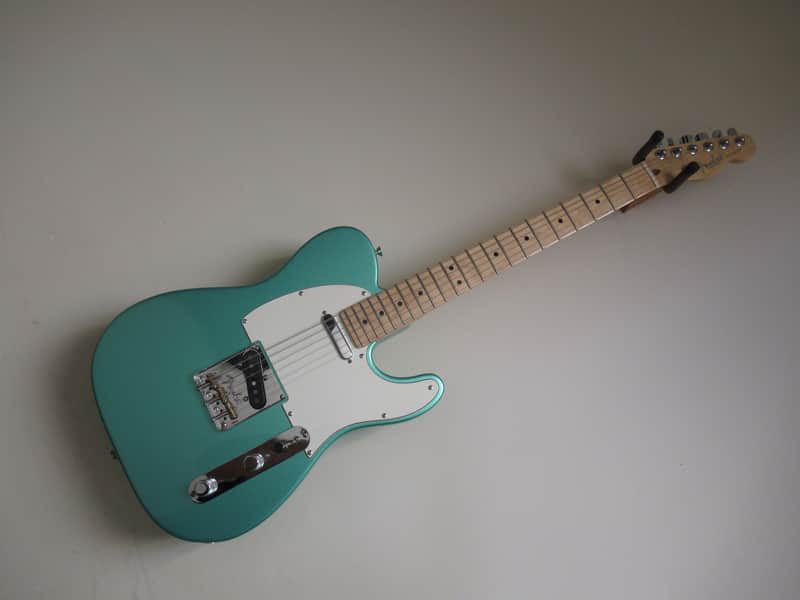 Fender USA Telecaster 2019 - Lake Placid Blue image 1