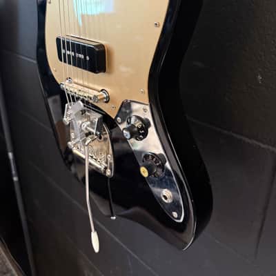 Eastwood Maverick 2018 - Custom - Black Nitro - Fralin P90's - Steel Master G/B Bender image 4