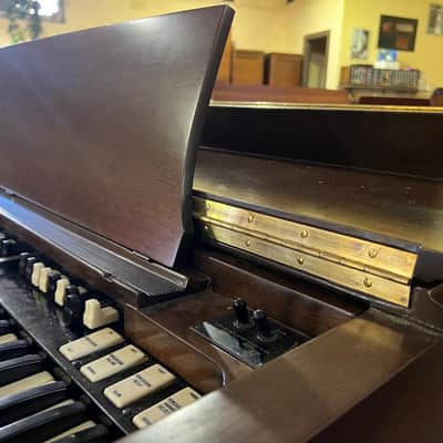 Hammond B3 image 3