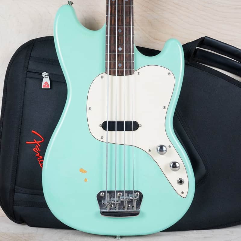 Squier Vista Musicmaster Bass | Reverb Canada