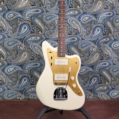 Squier J Mascis Jazzmaster Vintage White image 2