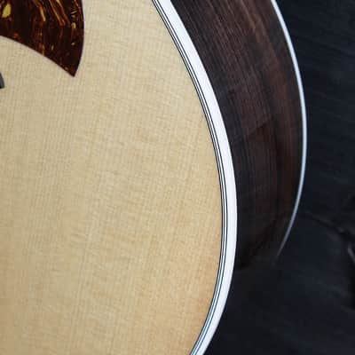 Taylor Legacy Collection 815e Rosewood Jumbo Acoustic-Electric Guitar image 12