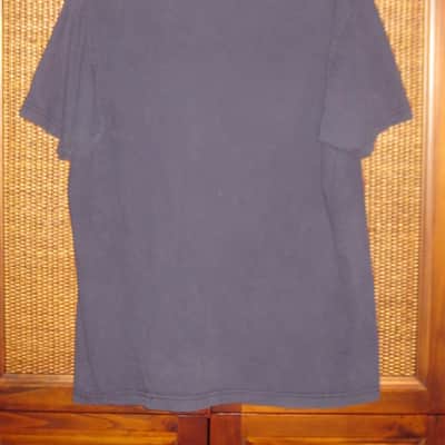 pre-owned / worn genuine Fender - Fender Factory Tour (Corona, California USA) - short sleeve T-Shirt, Men's X-Large (XL) Navy Blue with Creme & Gray Graphic, 100% preshrunk cotton, late 2000s to early - mid 2010s image 3