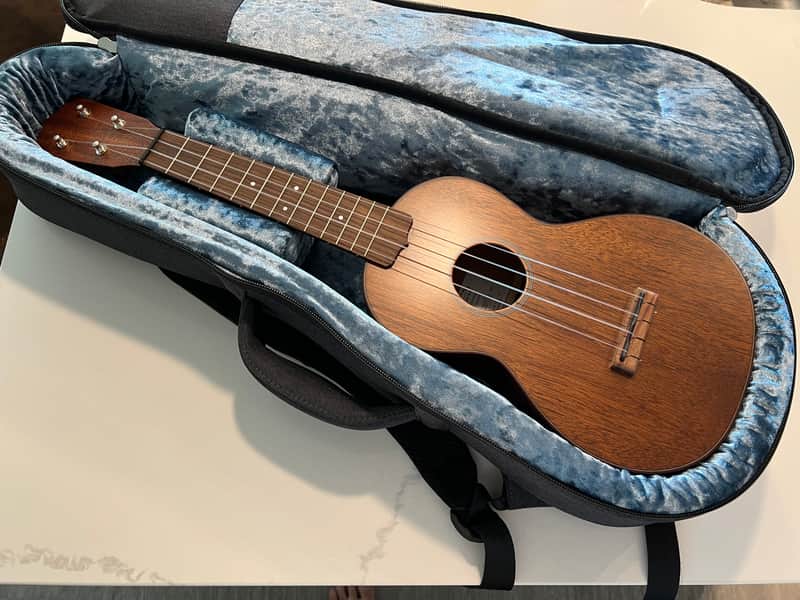 Martin Centennial 1 Concert Ukulele 2025 - Present - Natural Bild 1