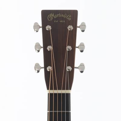 Martin D-28 Standard Natural [2595972] (06/29) image 10