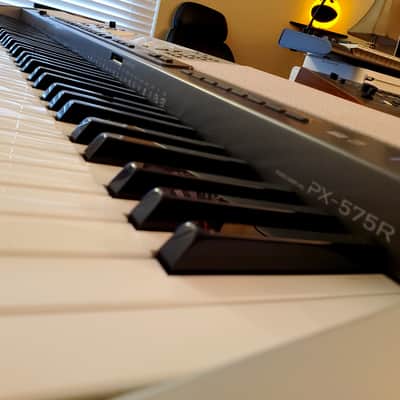 MUST SEE!!! CASIO PRIVIA PX-575R DIGITAL PIANO WITH 88 WEIGHTED KEYS GREAT FOR STUDENTS! image 5