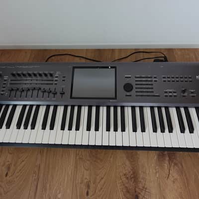 KORG KRONOS 61 black First Generation 2011 Workstation Synthesizer fast ship from japan image 2