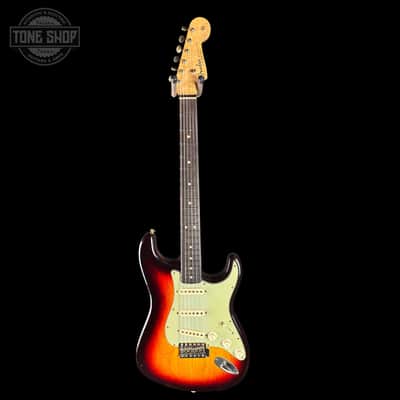Fender Custom Shop 1963 Stratocaster Journeyman Relic Chocolate 3 Tone Sunburst AAA Maple Neck w/case CZ587631 image 2