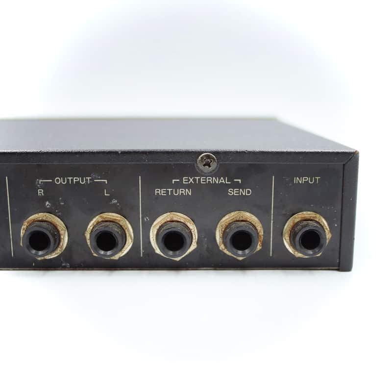 Zoom 9050 Advanced Instrument Effects Processor With Power Supply