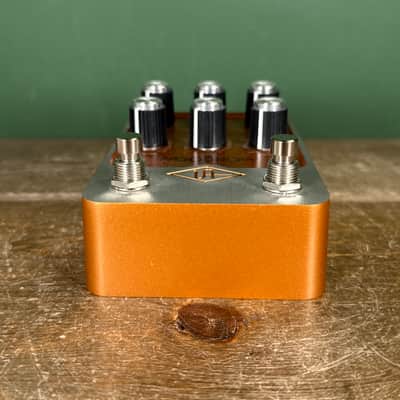Universal Audio Woodrow ’55 Instrument Amplifier 2022 - Present - Copper / Silver image 6
