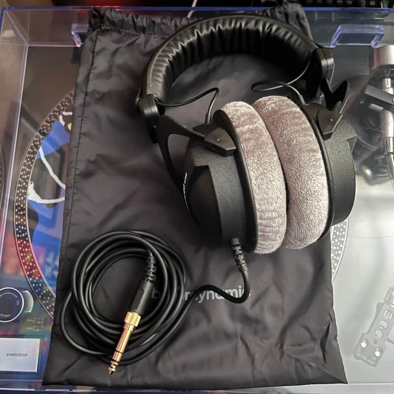 Beyerdynamic DT 770 Pro 80 Ohm 2010s - Black image 1